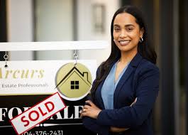 real_estate_agent_1